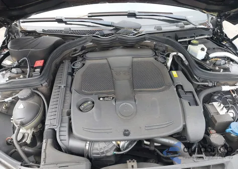 2014 Mercedes-Benz C 300 Sport 4Matic z USA, uszkodzony, nr VIN WDDGF8AB3EA922202